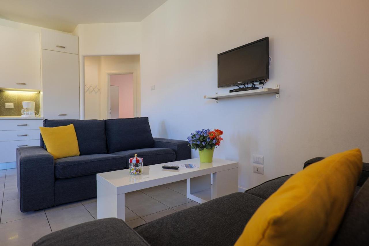 Residence Girasole Casa Gialla 콜리코 외부 사진