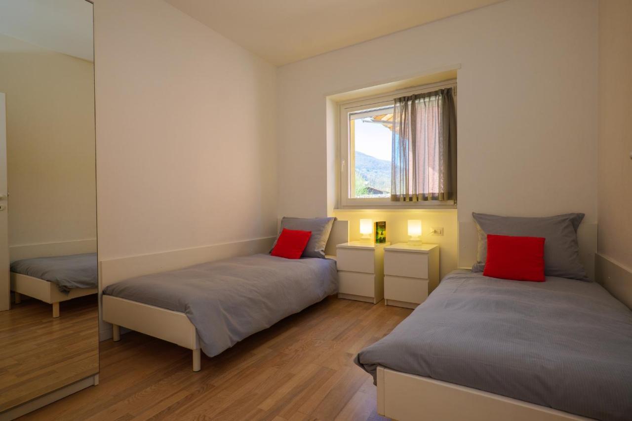 Residence Girasole Casa Gialla 콜리코 외부 사진