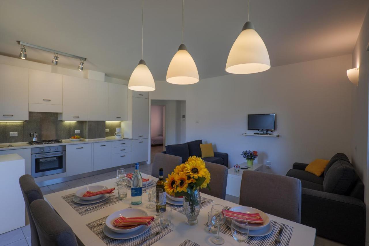 Residence Girasole Casa Gialla 콜리코 외부 사진